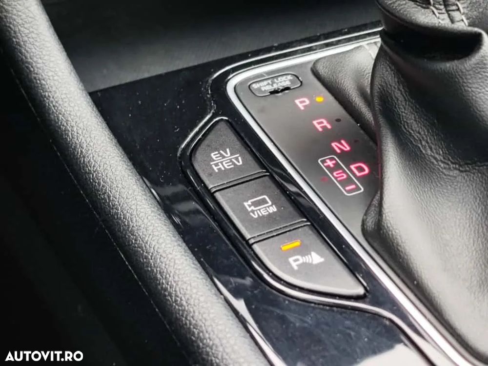 Kia Niro 1.6 GDI 2WD Aut. Spirit - 21