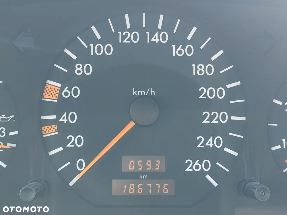 Mercedes-Benz CL 500 - 12