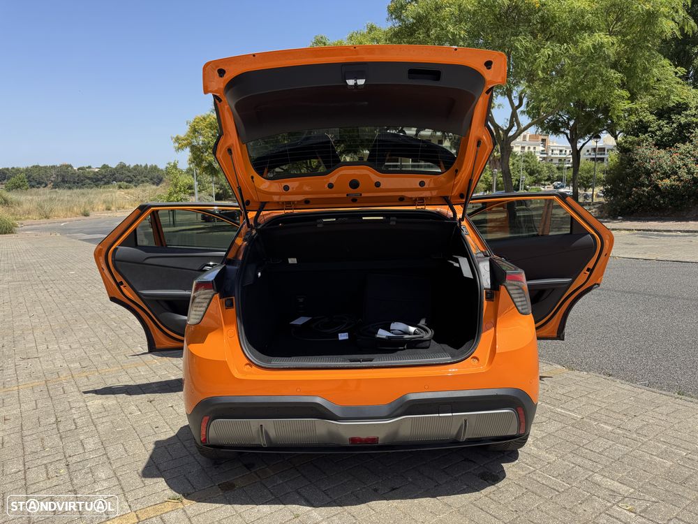 MG MG4 64 kWh Luxury - 5