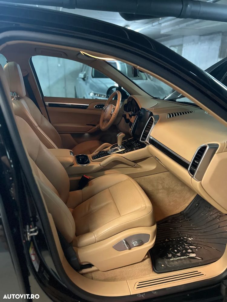 Porsche Cayenne 3.0TD TipTronic - 11