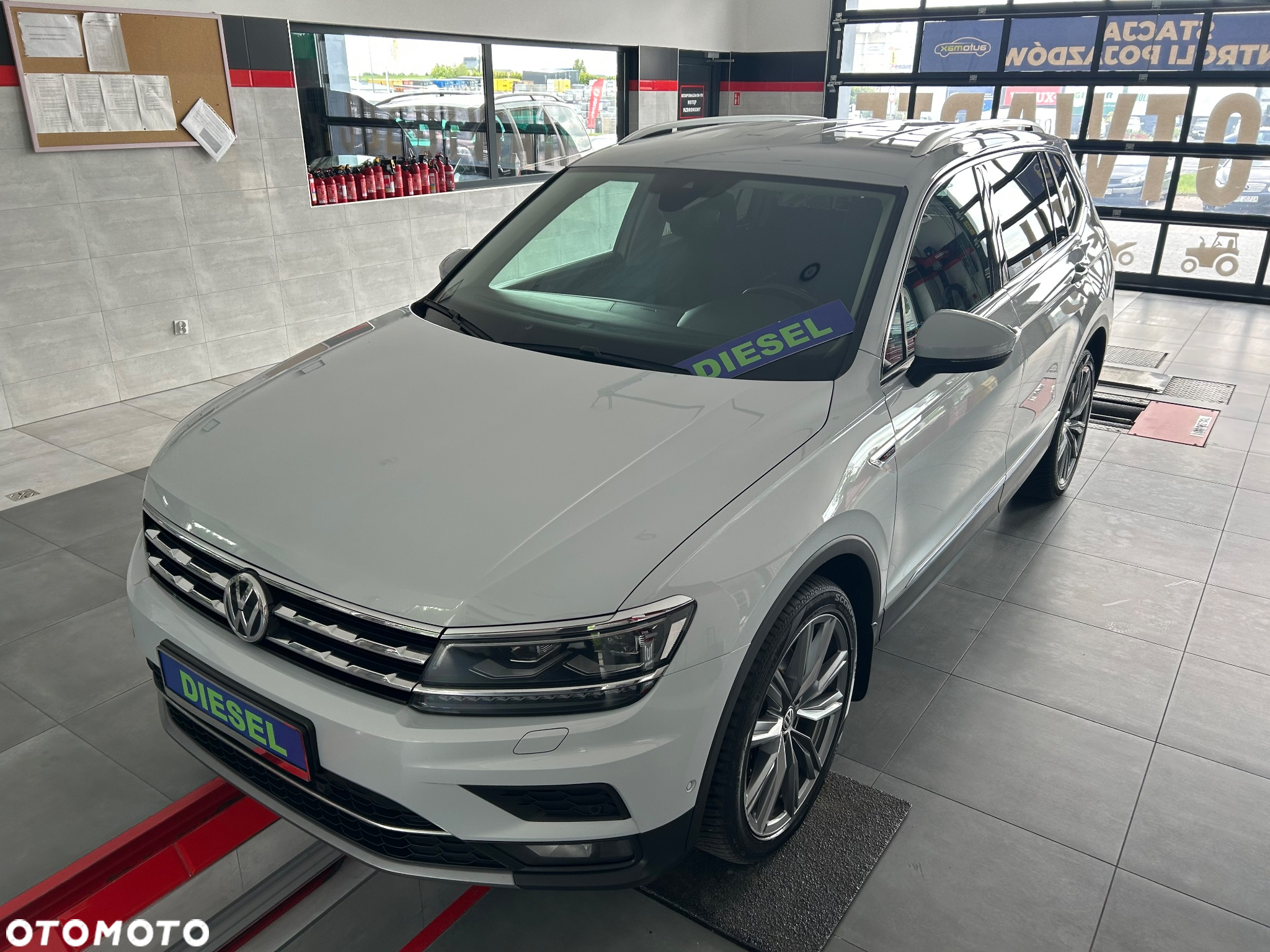 Volkswagen Tiguan 2.0 TDI 4Mot R-Line Plus DSG - 2