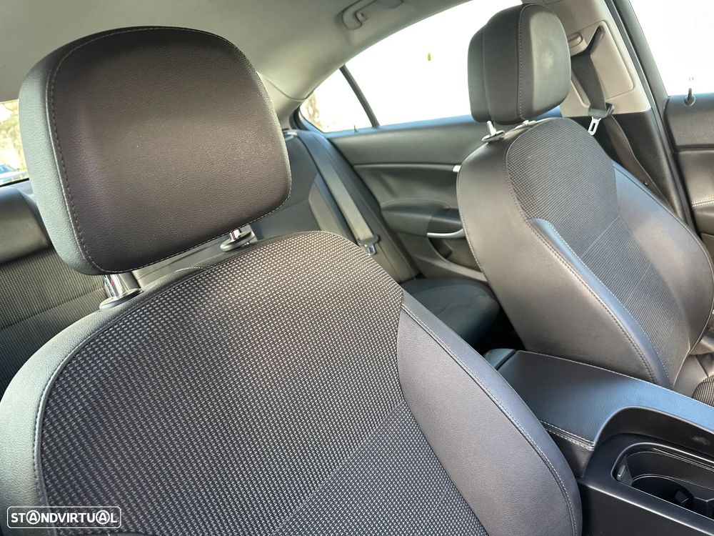 Opel Insignia 2.0 CDTI executive ecoFLEX - 17