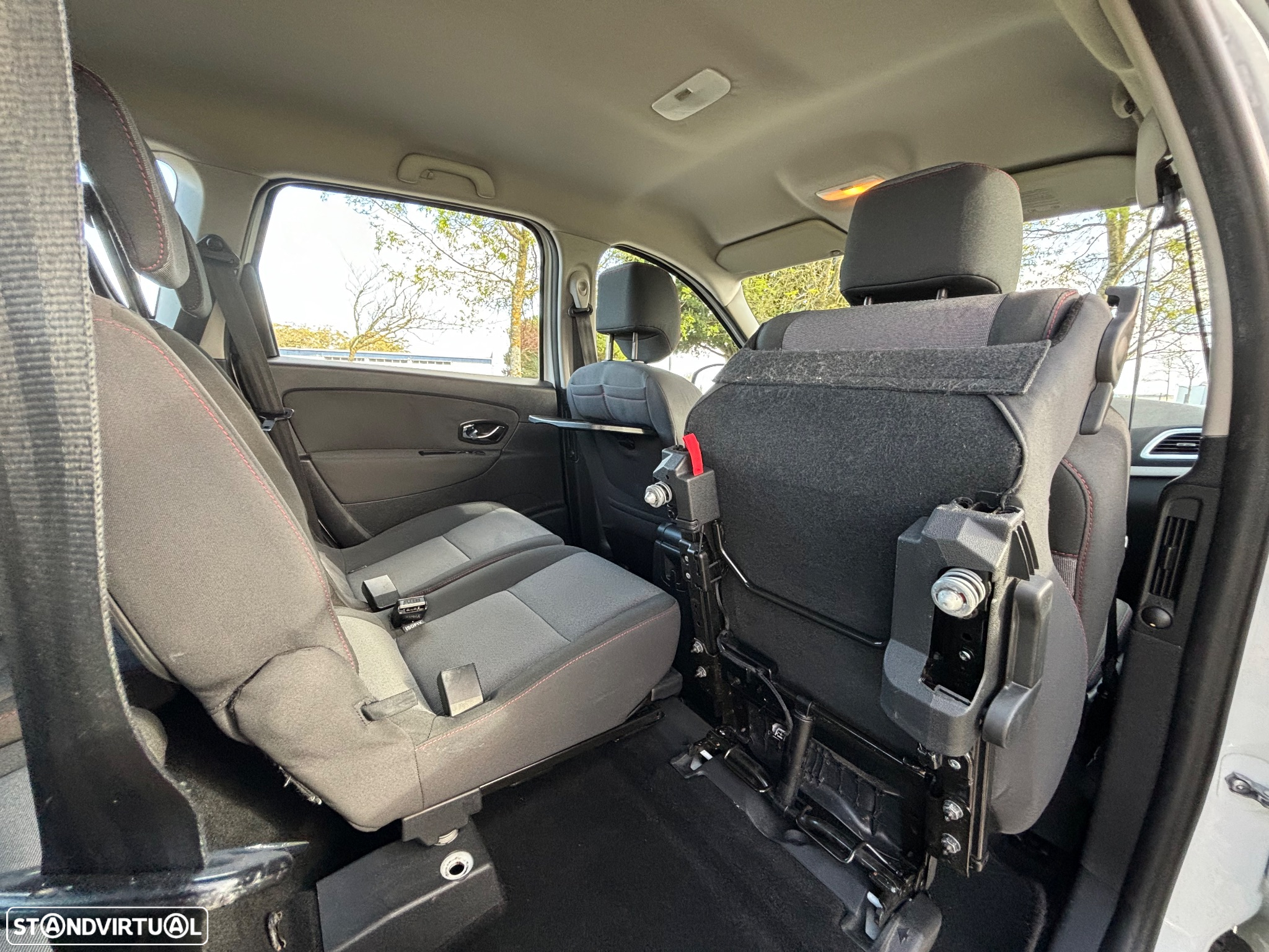 Renault Grand Scénic ENERGY dCi 110 Start & Stop Dynamique - 11