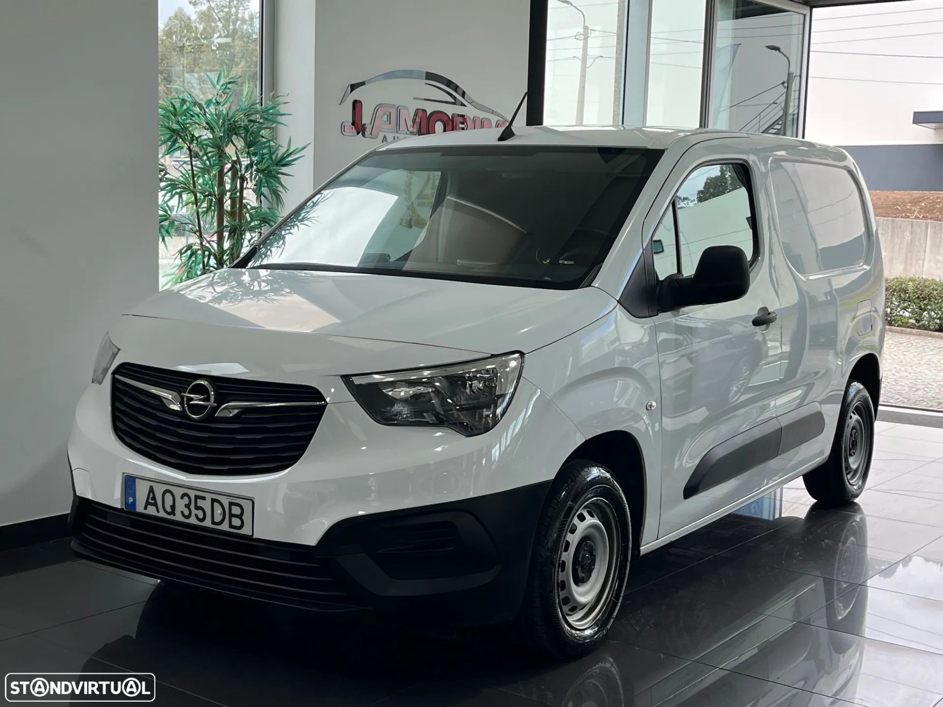 Opel Combo Cargo 1.5 CDTi L1H1 Essentia 102 CV - 1