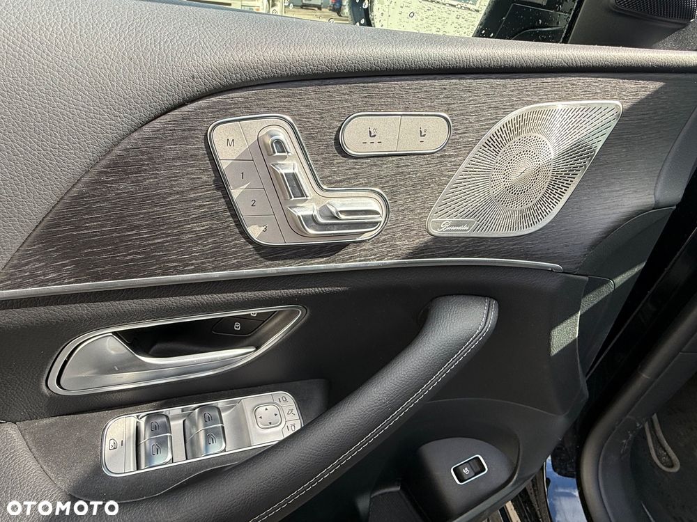 Mercedes-Benz GLE - 10