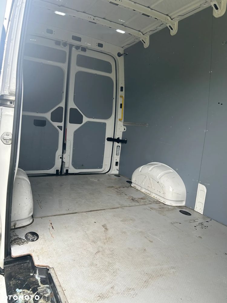 Volkswagen crafter - 9