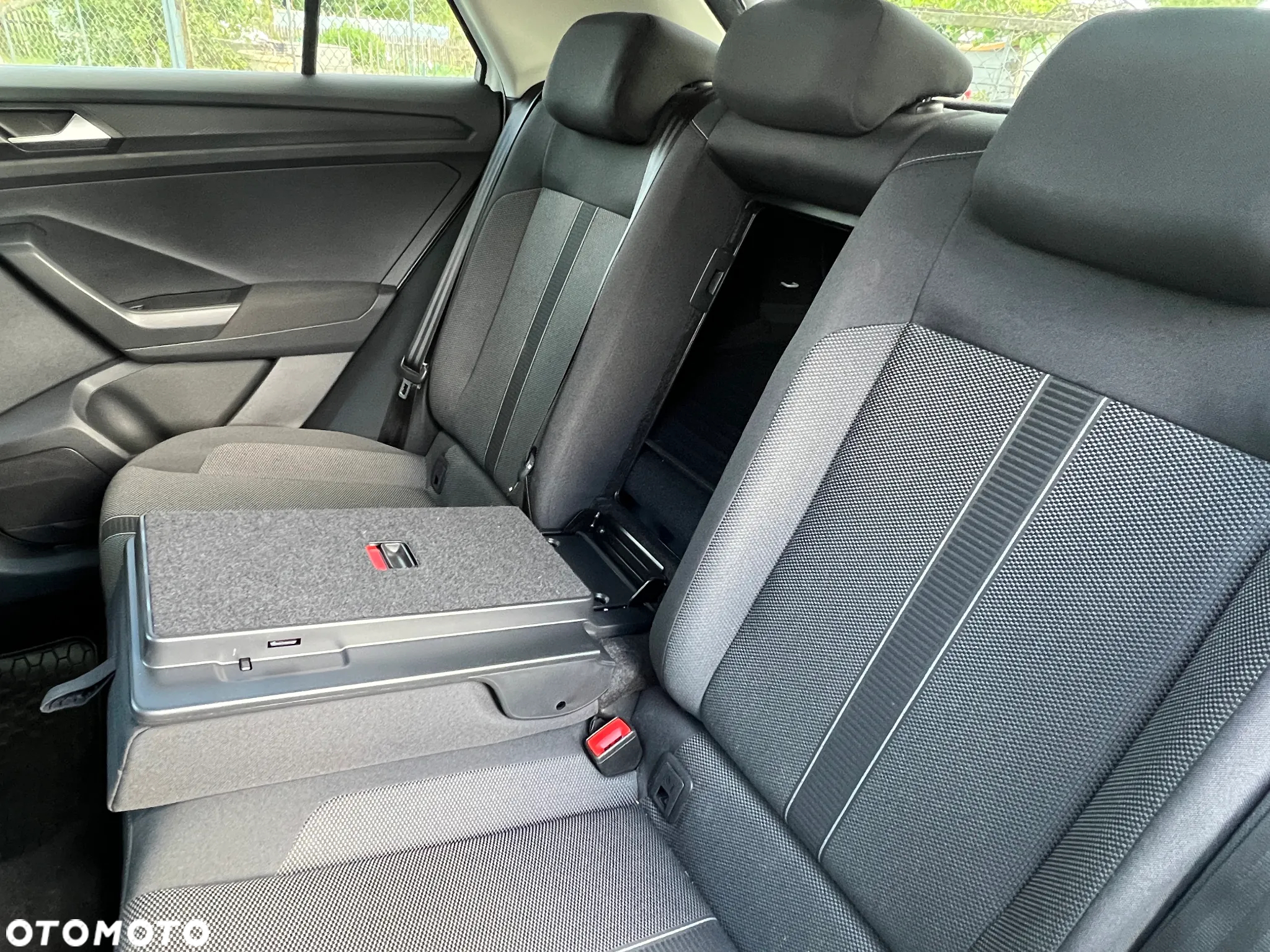 Volkswagen T-Roc 1.5 TSI Life DSG - 21