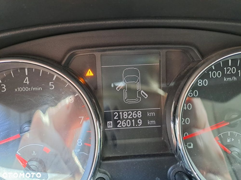 Nissan Qashqai 2.0 4x4 Tekna - 6