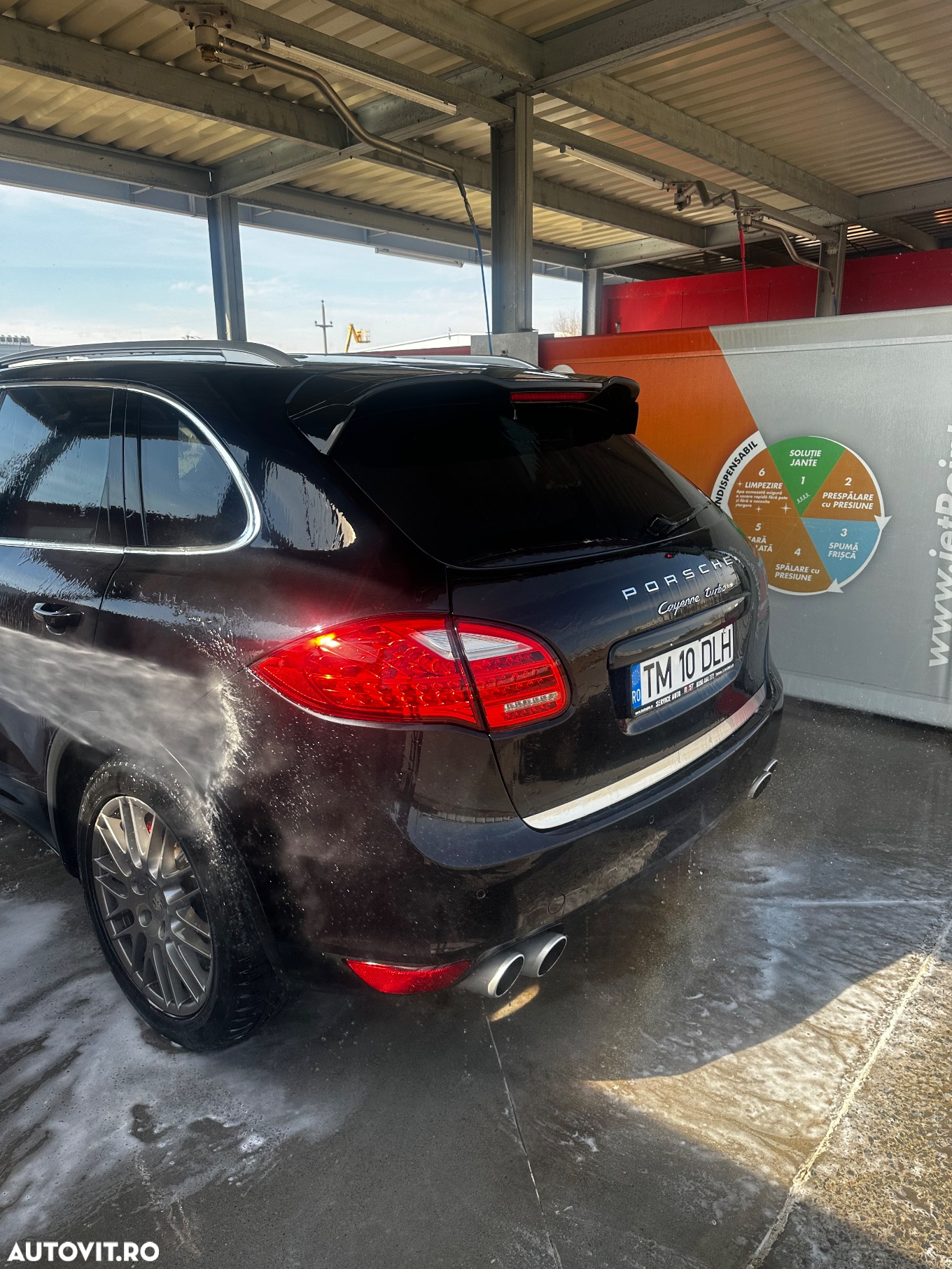 Porsche Cayenne Turbo V8 4.8L Aut. - 16