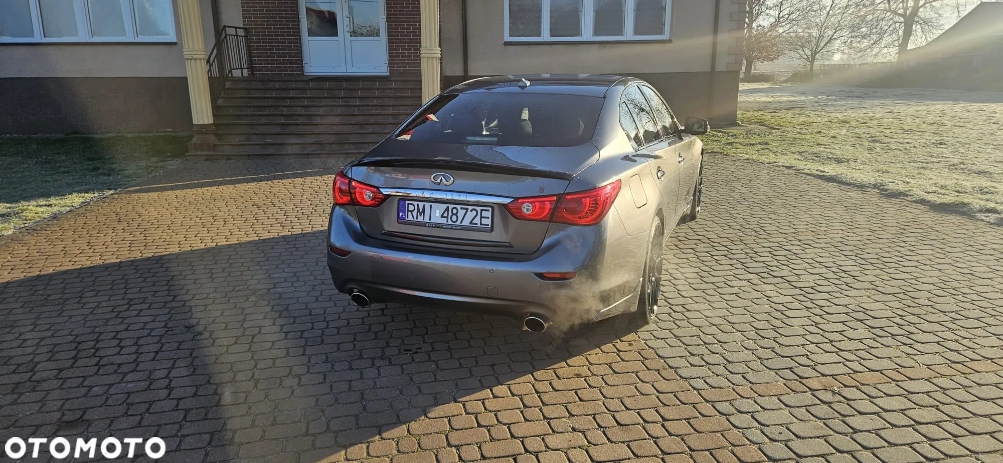 Infiniti Q50 - 11