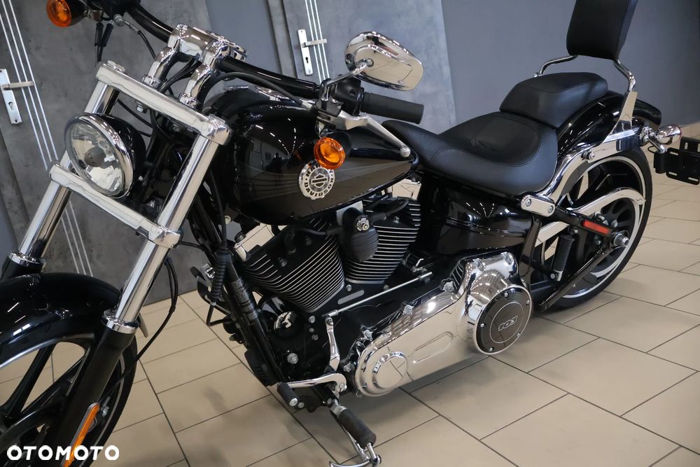 Harley-Davidson FXSB Breakout - 35