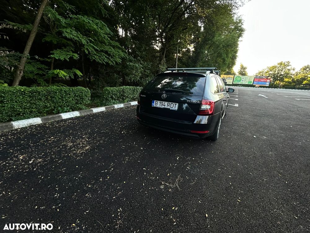 Skoda Octavia 2.0 TDI DSG Ambition - 6