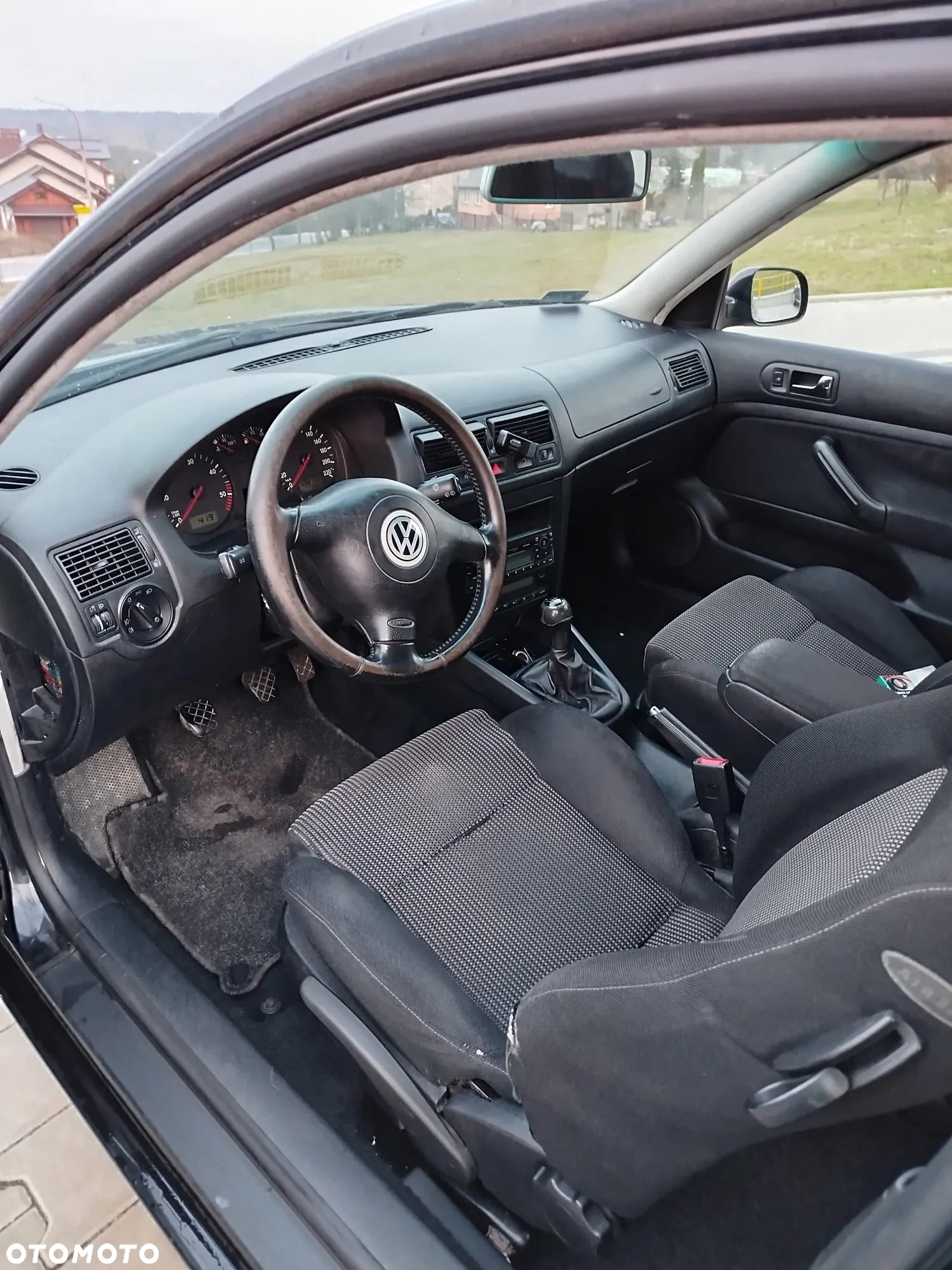 Volkswagen Golf IV 1.9 TDI Highline - 3