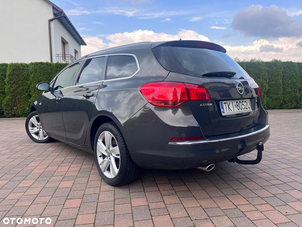 Opel Astra 1.4 T Cosmo - 33