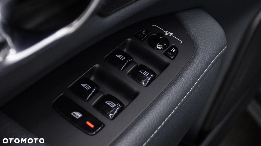 Volvo S90 B4 B Momentum Pro - 29