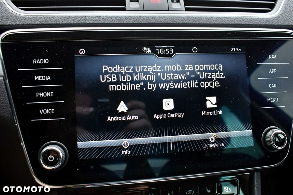 Skoda Superb 2.0 TDI SCR Ambition DSG - 24