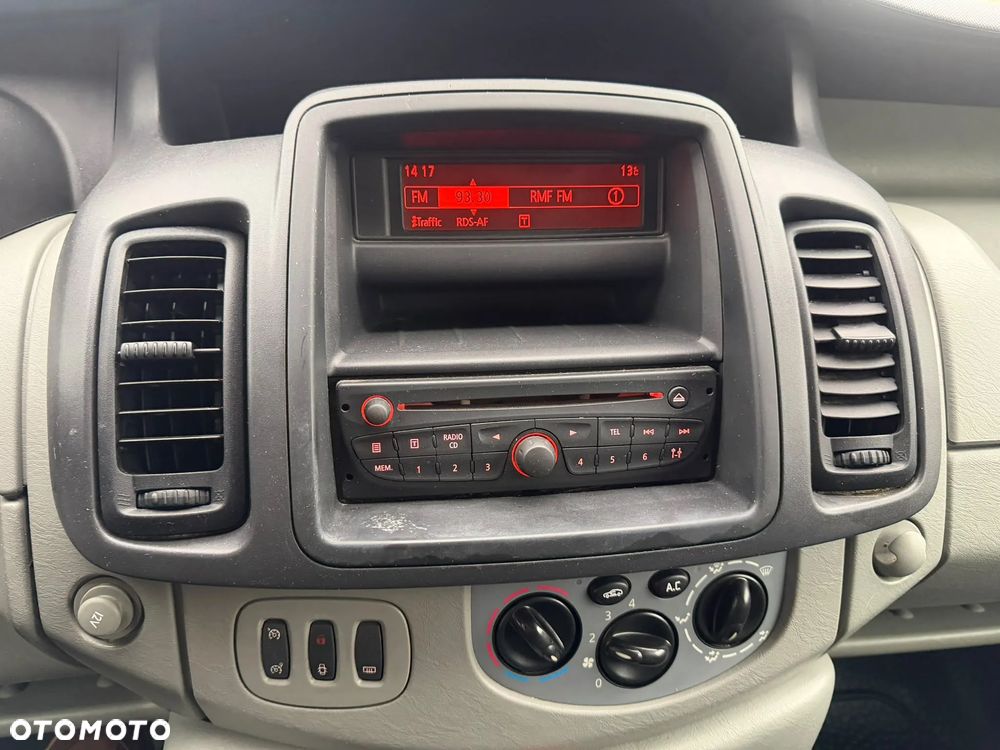 Renault Trafic - 30