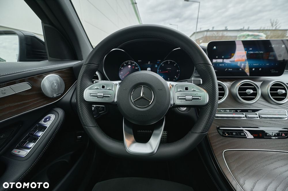 Mercedes-Benz GLC 200 d 4-Matic Business Edition - 32