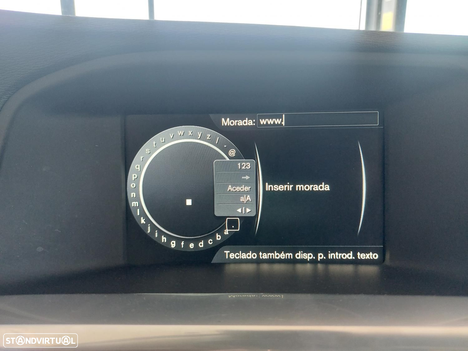 Volvo V60 2.0 D2 Momentum - 31