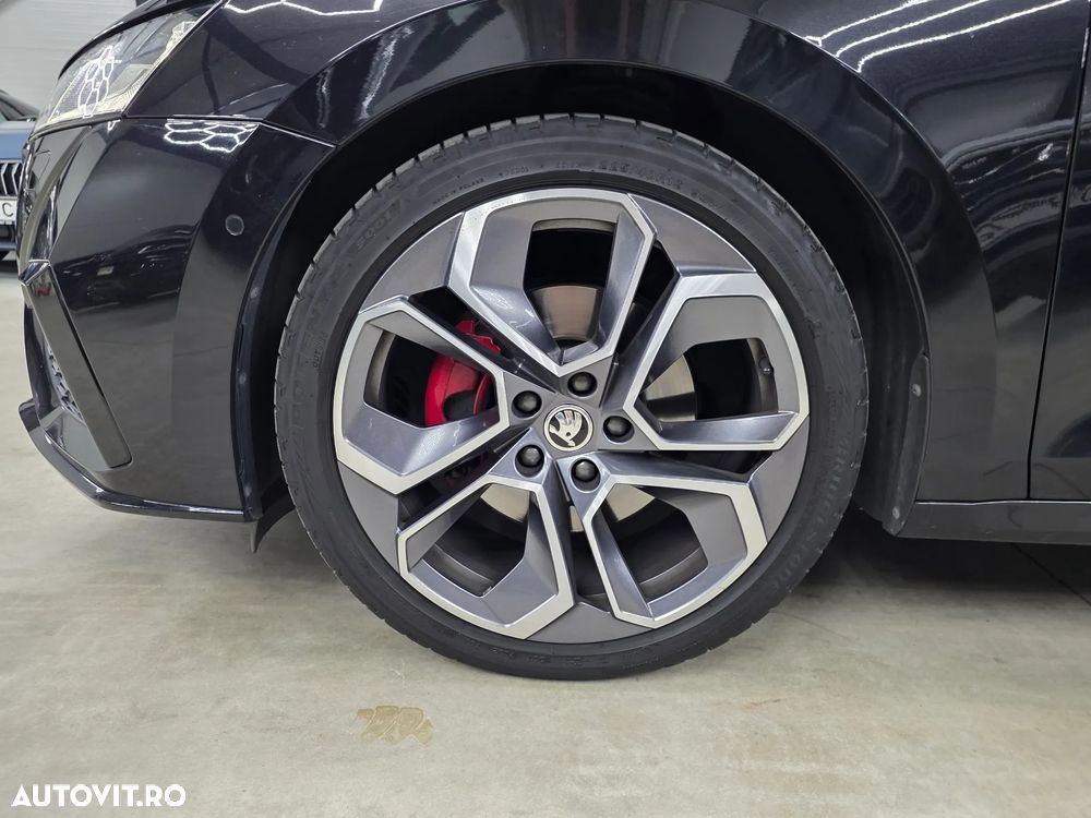 Skoda Octavia 2.0 TDI DSG 4X4 RS Plus - 37