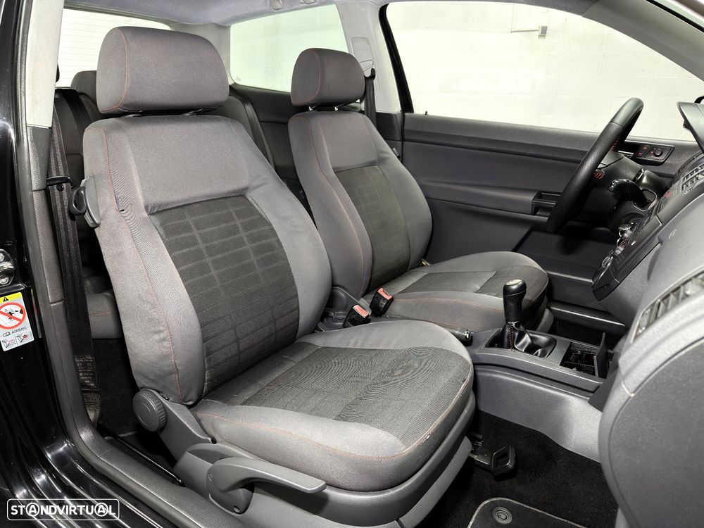 VW Polo 1.2 Sportline - 11