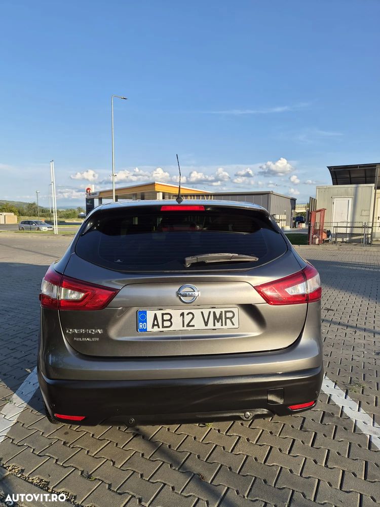Nissan Qashqai 1.6 DCI Start/Stop X-TRONIC N-Connecta - 11