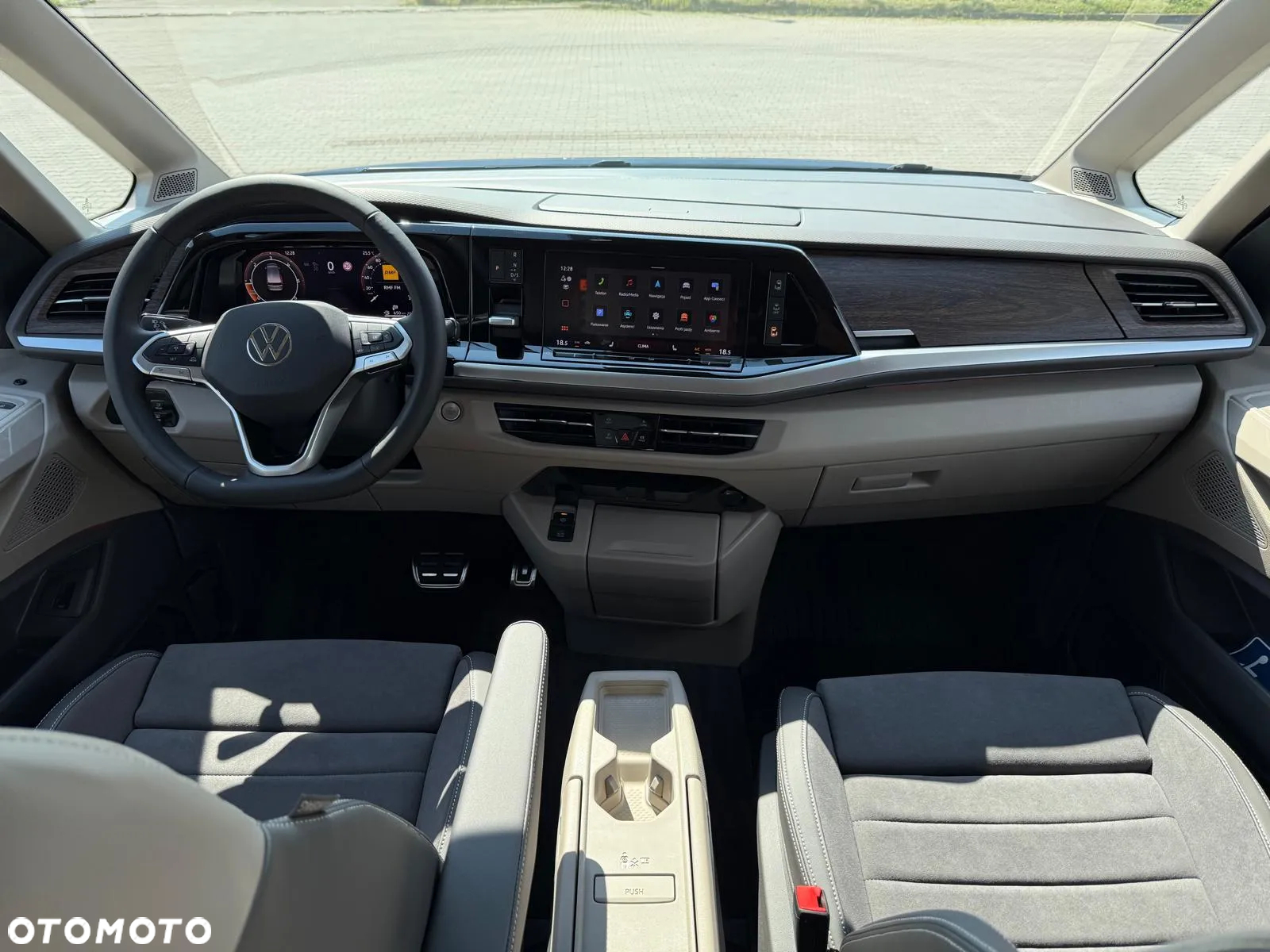 Volkswagen Multivan 2.0 TDI L2 Style DSG - 13