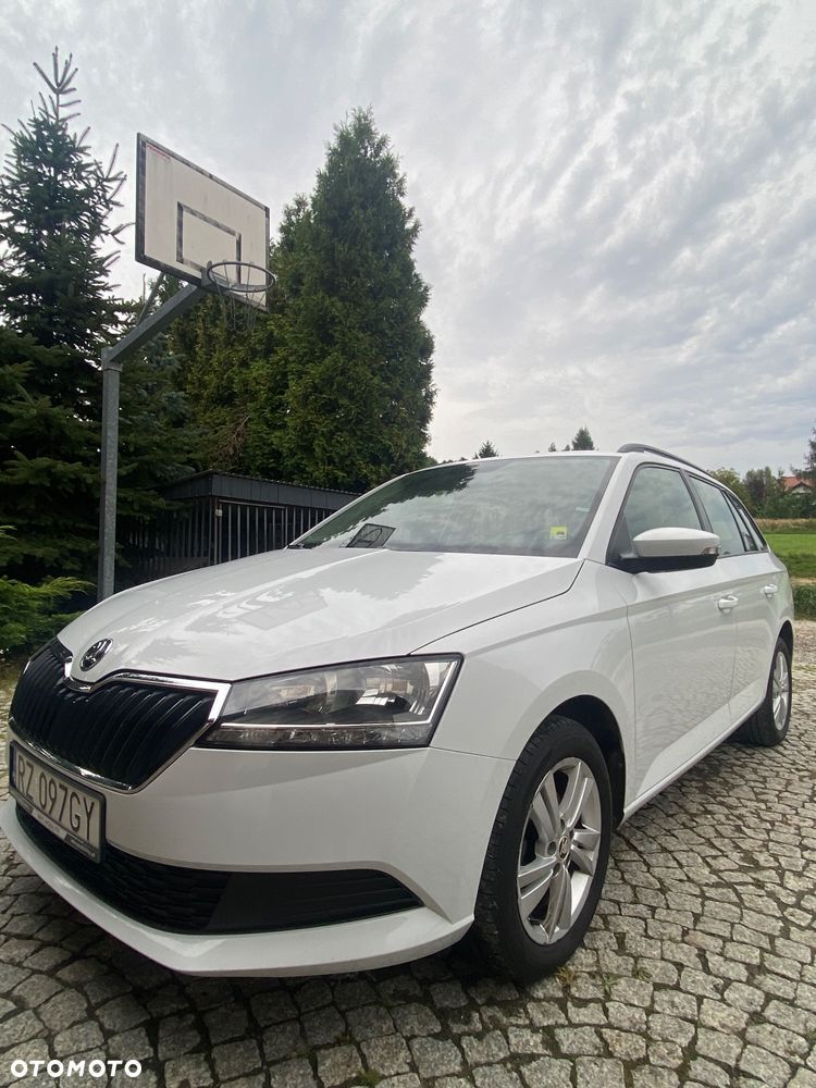 Skoda Fabia 1.0 TSI Ambition Plus - 1