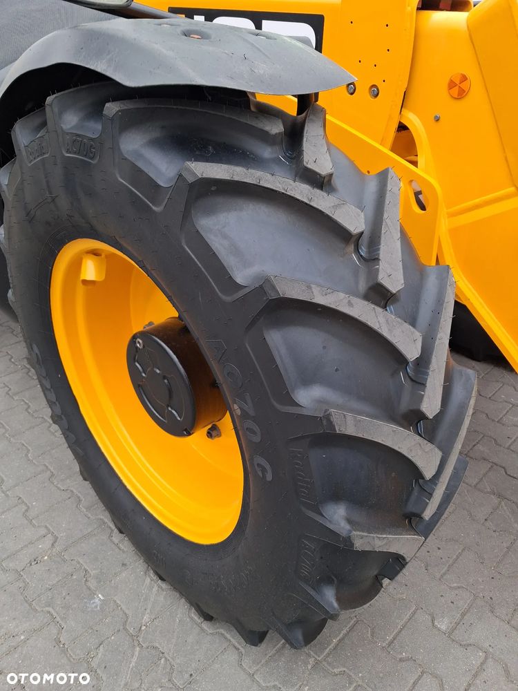 JCB 536 - 60 AGRI - 7
