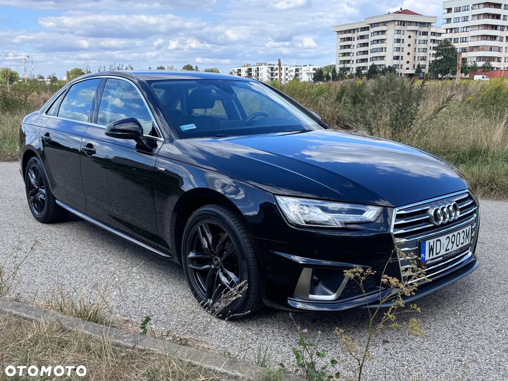 Audi A4 - 1