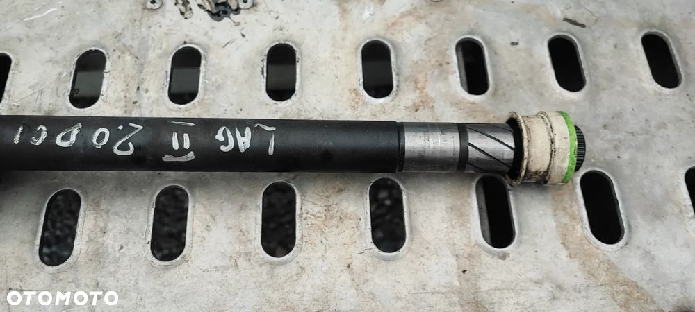 Półoś prawa Renault Laguna II 2.0 DCI 8200363697 - 4