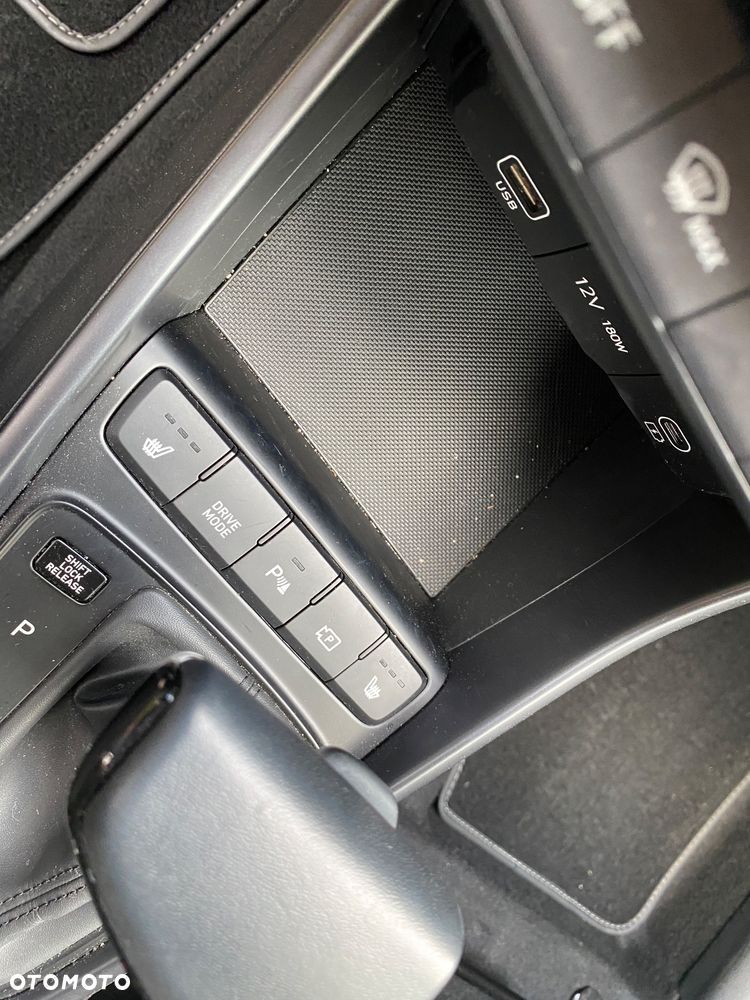 Hyundai Bayon 1.0 T-GDI Executive DCT - 31