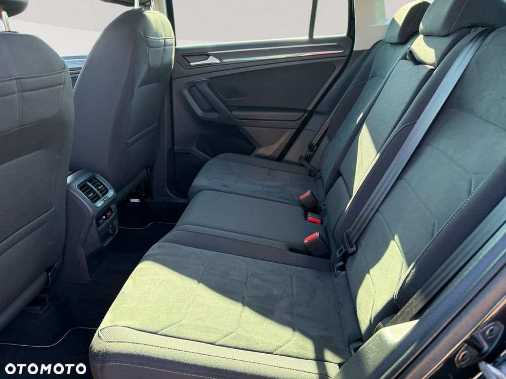 Volkswagen Tiguan 2.0 TDI SCR DSG Elegance - 28