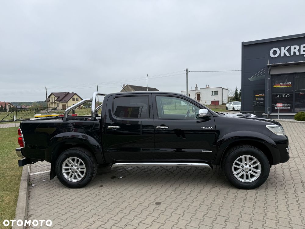Toyota Hilux - 8