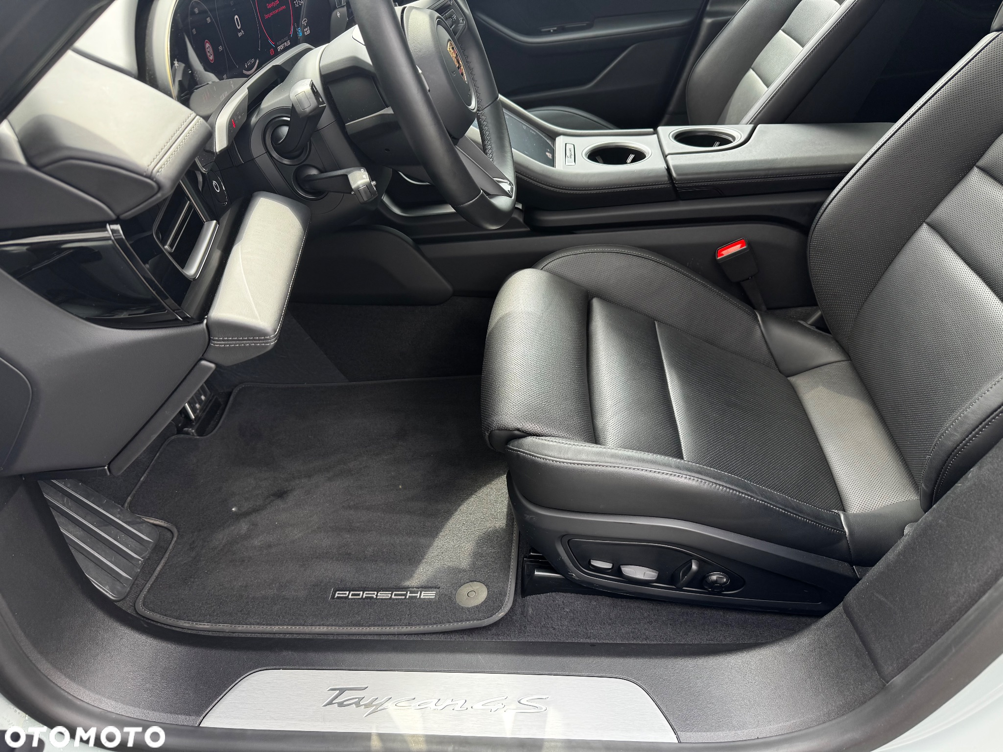 Porsche Taycan 105kWh 4S Cross Turismo - 21