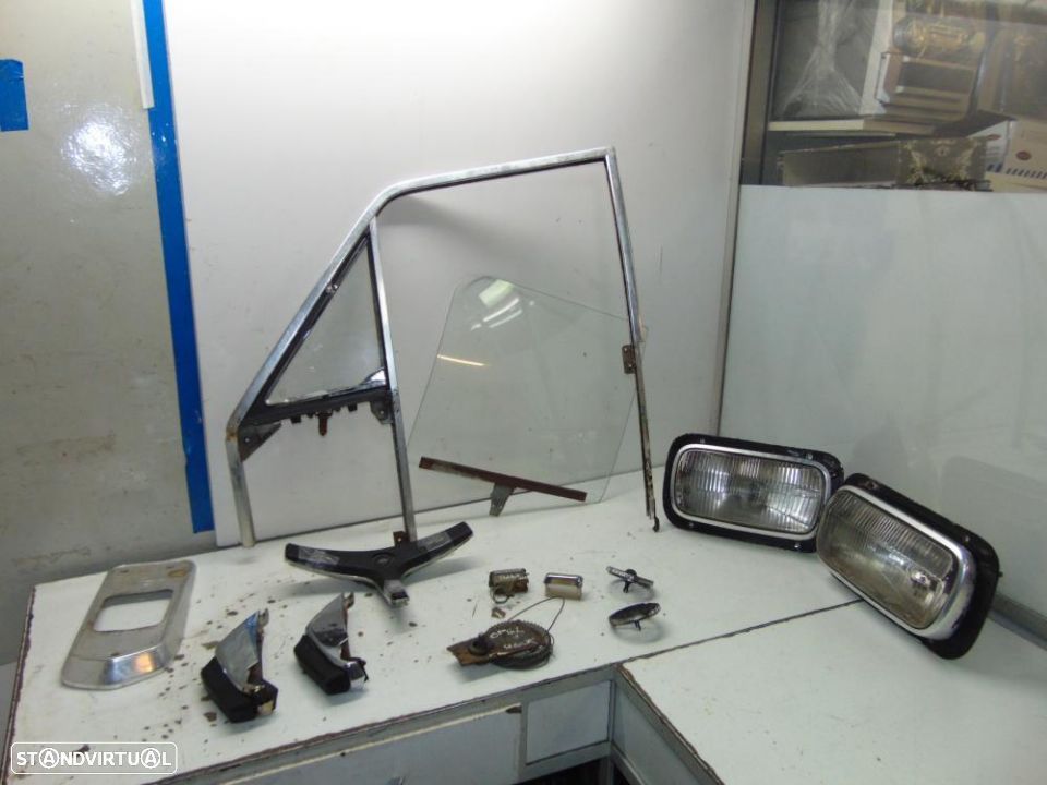 Opel Rekord C aro da porta do condutor - 1