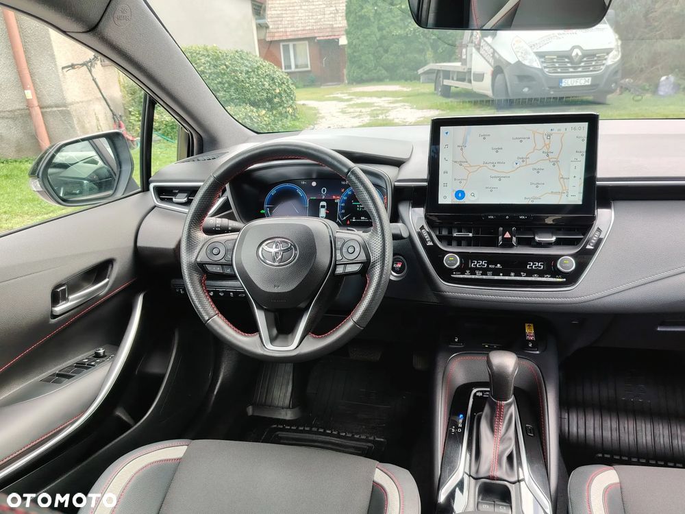 Toyota Corolla 2.0 Hybrid GR Sport Dynamic - 39