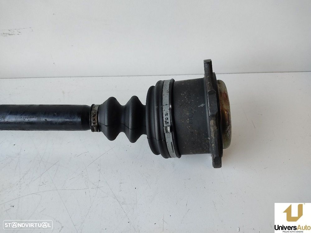 TRANSMISSÃO FRONTAL DIREITA VOLKSWAGEN PASSAT 2002 -8D0407272EH - 7