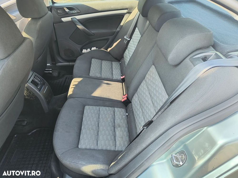 Skoda Octavia 2.0 TDI Ambiente - 7