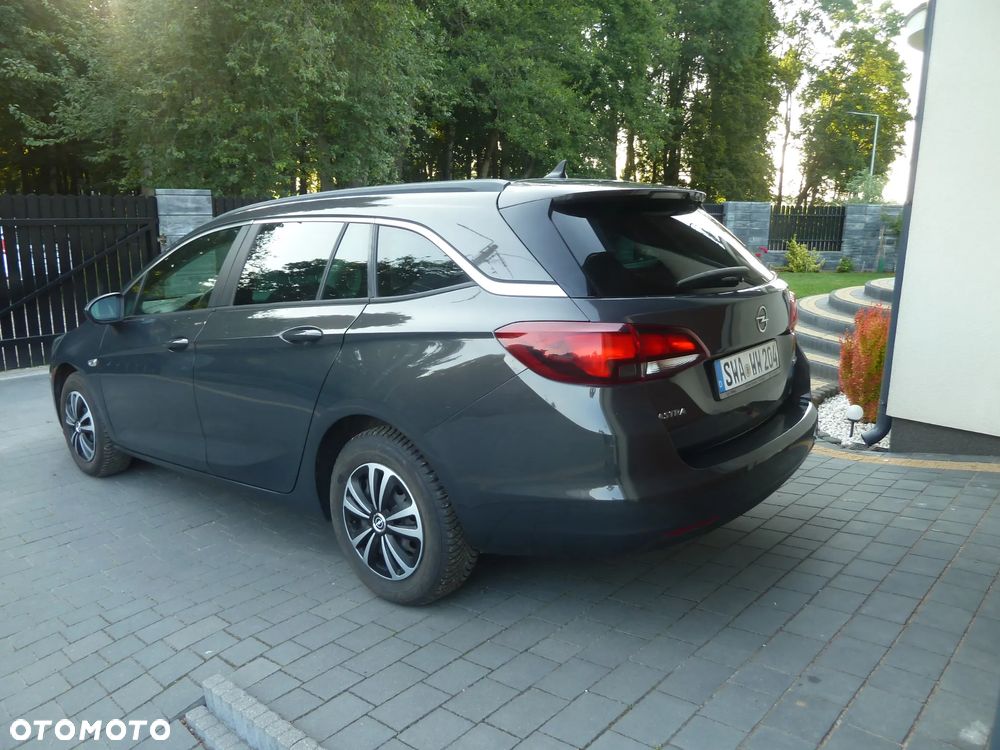 Opel Astra 1.4 T Dynamic S&S - 4