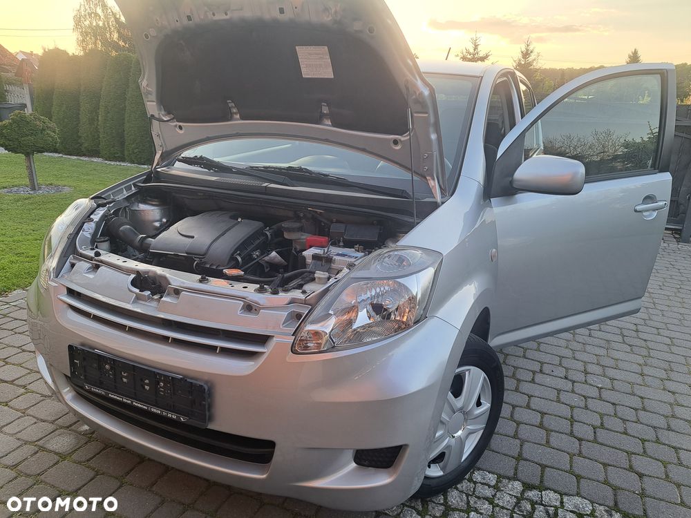 Daihatsu Sirion 1.0 - 39