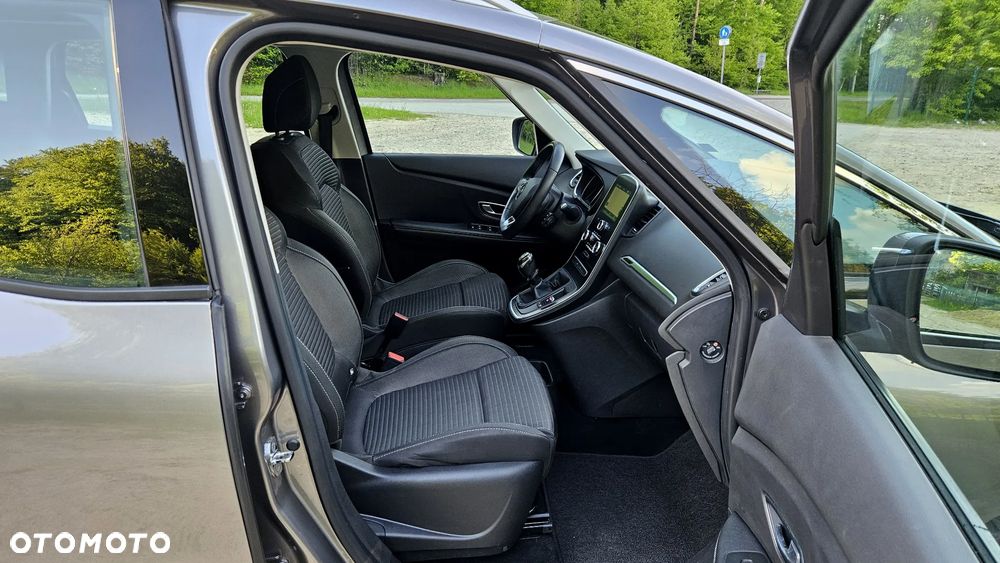 Renault Grand Scenic ENERGY TCe 115 LIMITED - 37