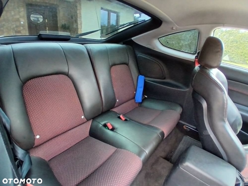 Hyundai Coupe - 9