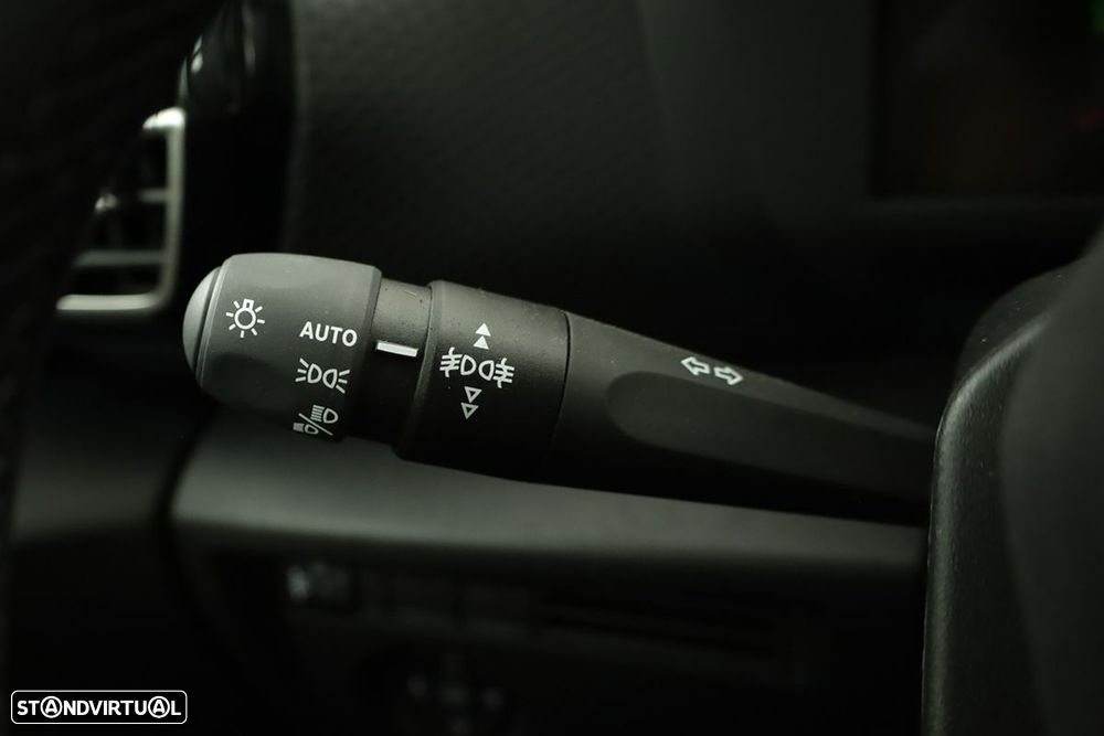 Citroën C4 1.2 Hybrid Max e-DSC6 - 17