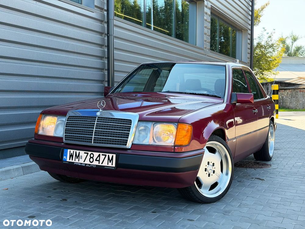 Mercedes-Benz E-Class 1991 photo 3