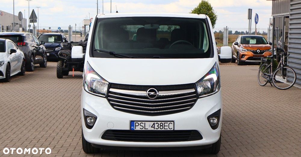 Opel Vivaro - 11