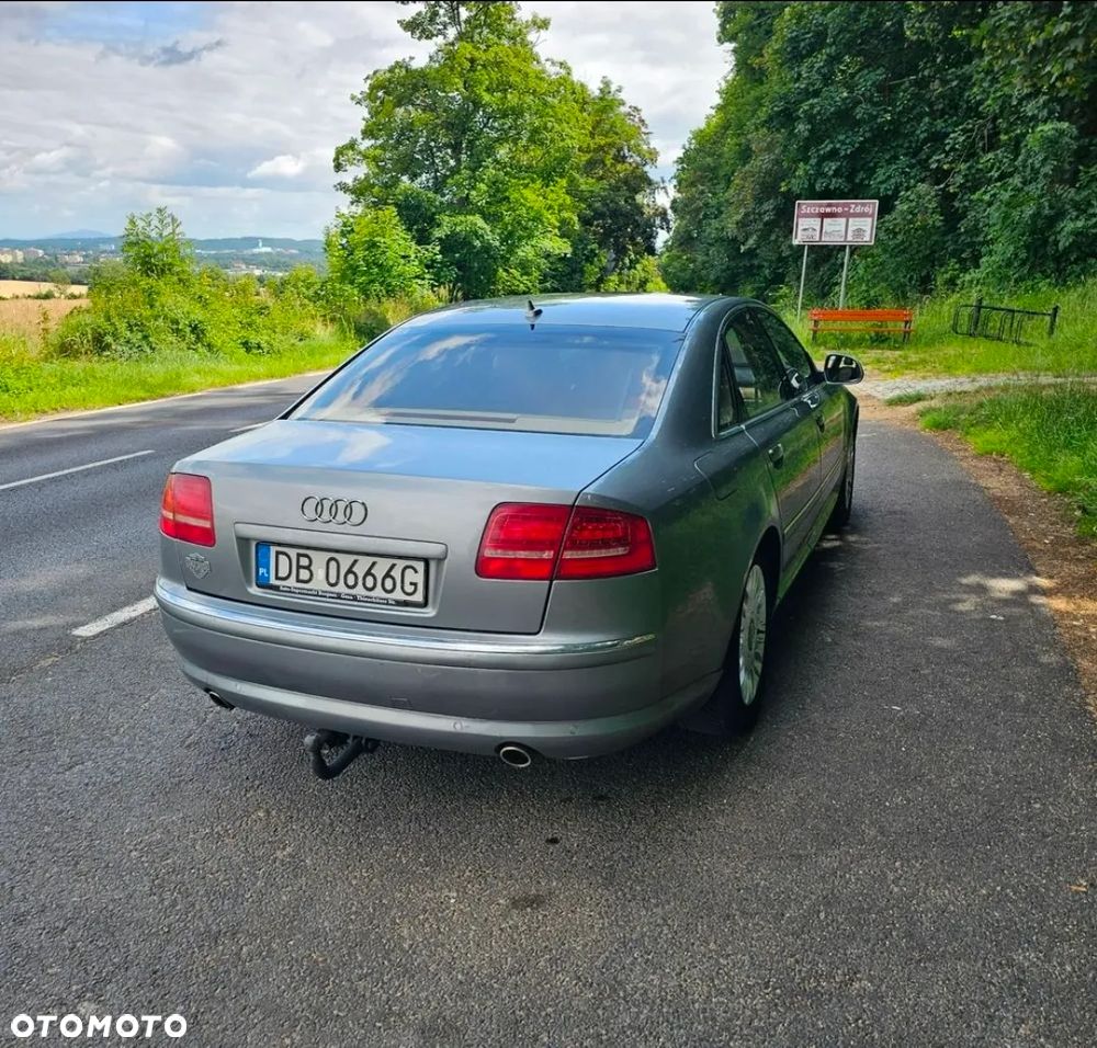 Audi A8 3.0 TDI DPF quattro - 2