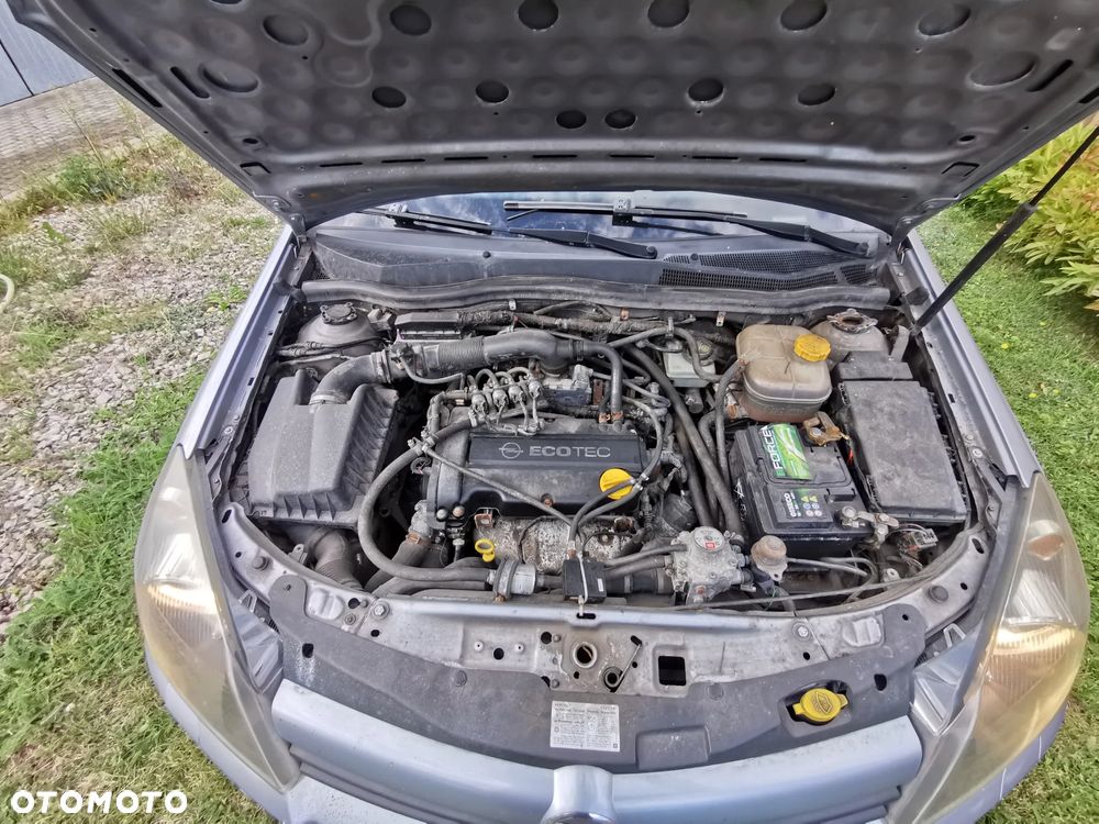 Opel Astra - 8