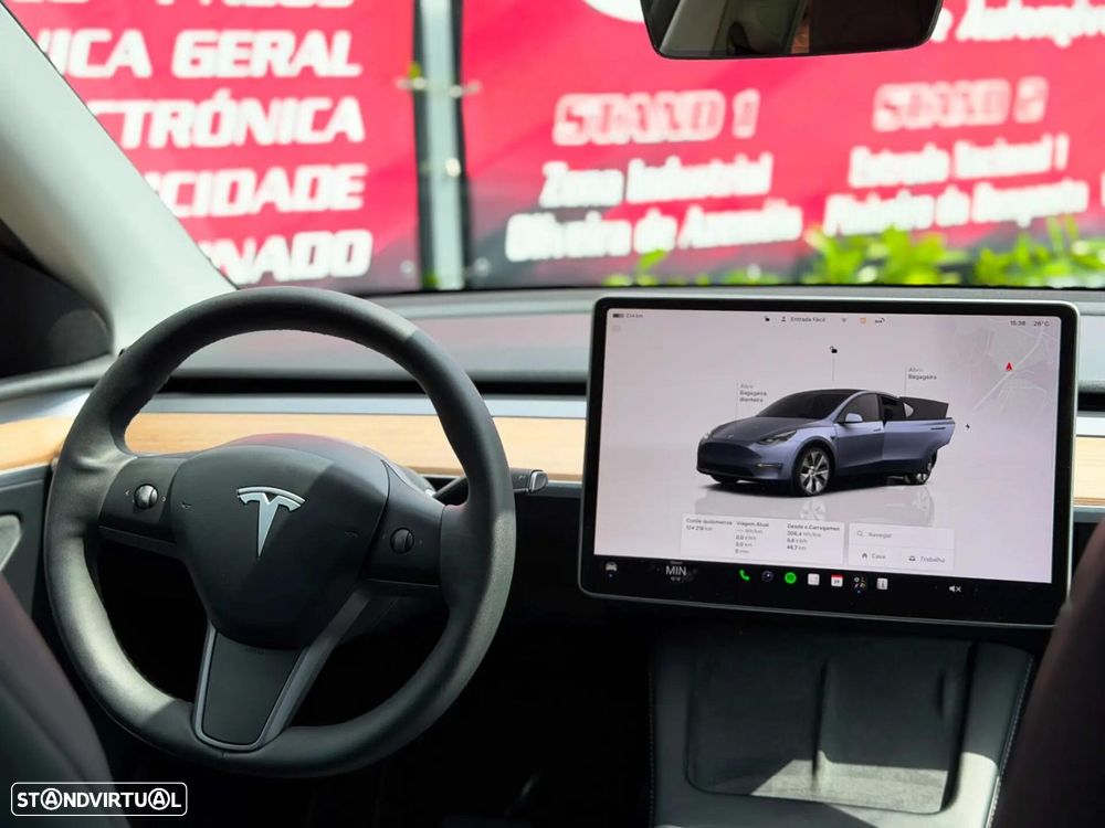 Tesla Model Y Standard RWD - 18