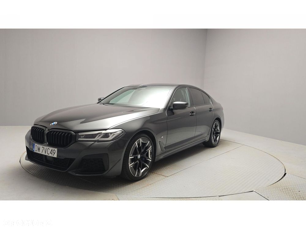 BMW Seria 5 530d xDrive mHEV M Sport sport - 1